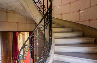 Medieval castle for sale Valence, Auvergne-Rhône-Alpes, Image 16/28