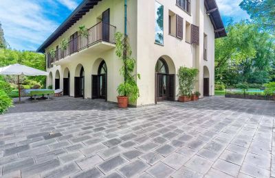 Historic Villa for sale Castelletto Sopra Ticino, Piemont:  