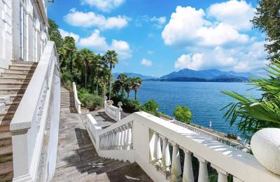 Character properties, Prestigious villa on the Piedmontese shores of Lake Maggiore