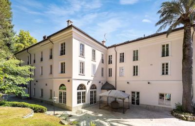 Historic Villa for sale Belgirate, Piemont, Image 22/50