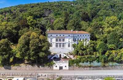 Historic Villa for sale Belgirate, Piemont, Image 4/50