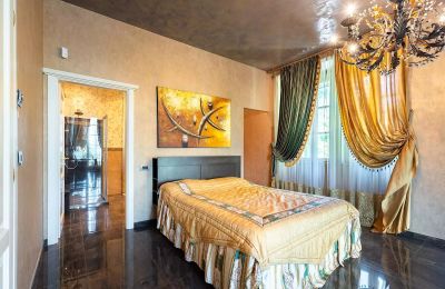 Historic Villa for sale Belgirate, Piemont, Image 29/50