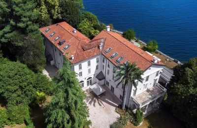 Historic Villa for sale Belgirate, Piemont, Image 43/50