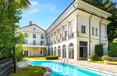 Historic Villa for sale Belgirate, Piemont, Image 45/50