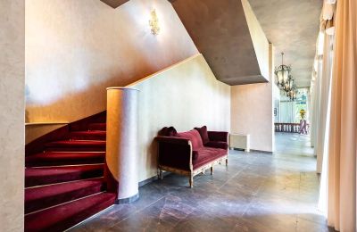 Historic Villa for sale Belgirate, Piemont, Image 33/50