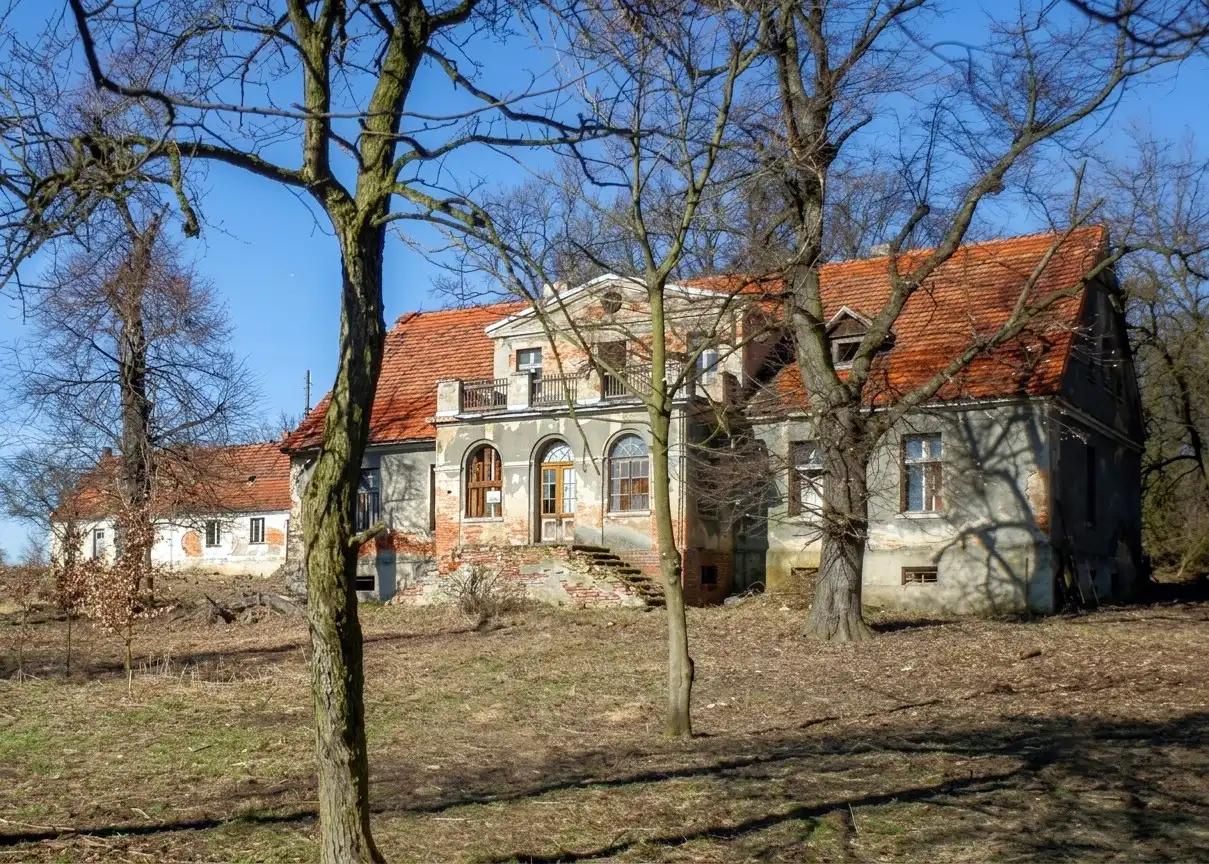 Photos Former country estate with investment potential in Lower Silesia, 116 acres