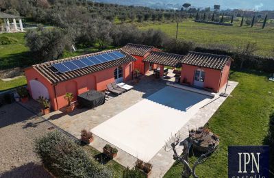 Period mansion for sale Cortona, Tuscany, Image 4/66