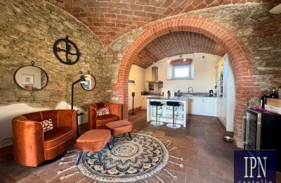 Period mansion for sale Cortona, Tuscany, Image 33/66