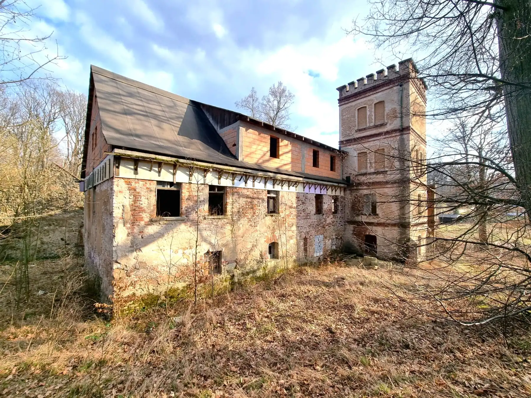 Photos Hunting Lodge in South-West Poland - Restoration property