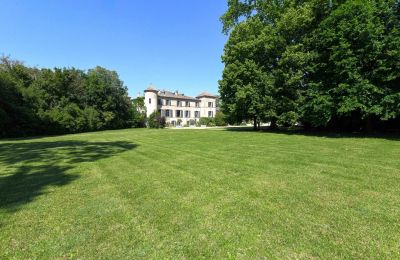 Castle for sale Uzès, Occitania, Image 37/38