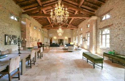 Castle for sale Uzès, Occitania, Image 31/38