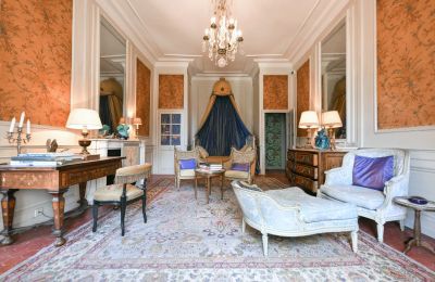 Castle for sale Uzès, Occitania, Image 12/38