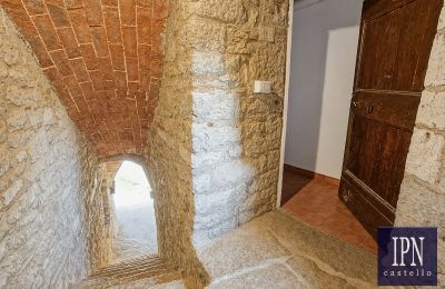 Country property for sale Piobbico, Marche, Image 48/56