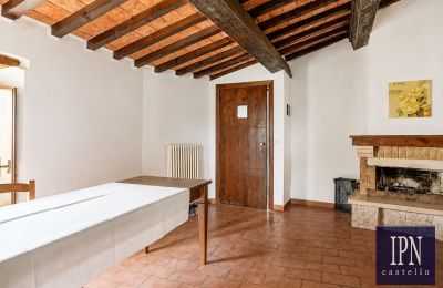 Country property for sale Piobbico, Marche, Image 22/56