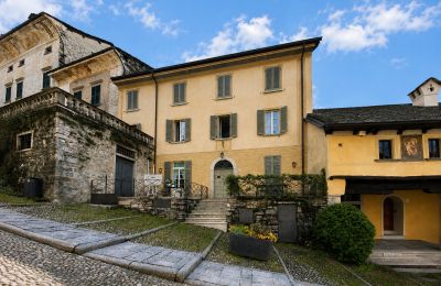 Period apartment for sale Orta San Giulio, Via Caire Albertoletti, Piedmont, Image 1/17