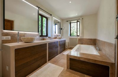 Manor house for sale Uzès, Occitania, Image 45/54