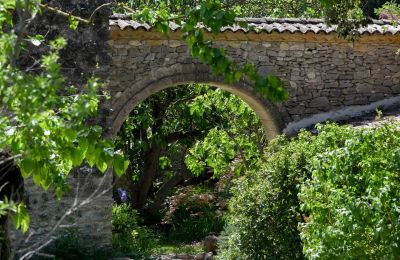 Manor house for sale Uzès, Occitania, Image 4/54