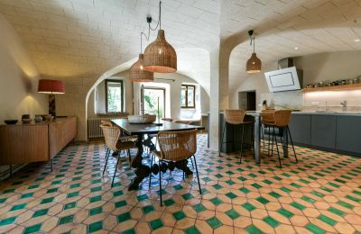 Manor house for sale Uzès, Occitania, Image 17/54
