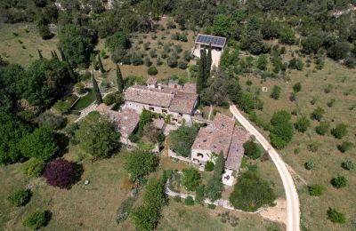 Manor house for sale Uzès, Occitania, Image 2/54