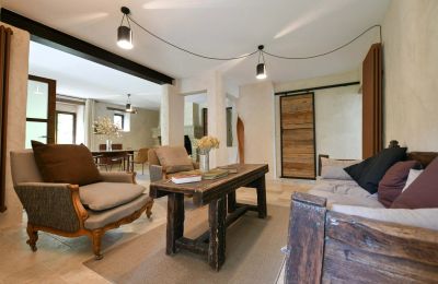 Manor house for sale Uzès, Occitania, Image 26/54