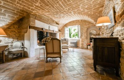 Historic property for sale Uzès, Occitania, Image 6/32