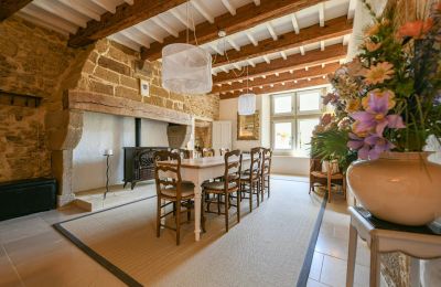 Historic property for sale Uzès, Occitania, Image 7/32