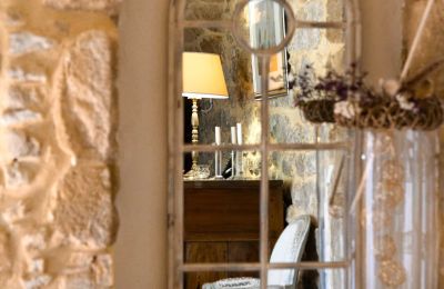 Historic property for sale Uzès, Occitania, Image 17/32