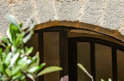 Historic property for sale Uzès, Occitania, Image 19/32