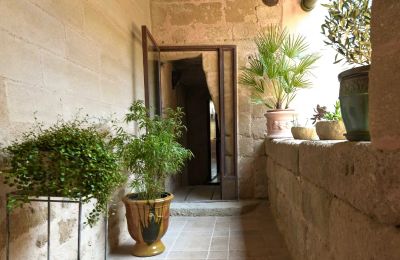 Historic property for sale Uzès, Occitania, Image 27/32