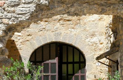 Historic property for sale Uzès, Occitania, Image 12/32