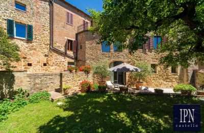 Period apartment Castelmuzio, Tuscany