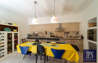 Period apartment for sale Castelmuzio, Tuscany, Image 24/39
