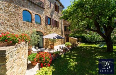Period apartment for sale Castelmuzio, Tuscany, Image 3/39