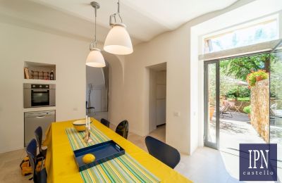 Period apartment for sale Castelmuzio, Tuscany, Image 22/39