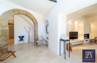 Period apartment for sale Castelmuzio, Tuscany, Image 16/39