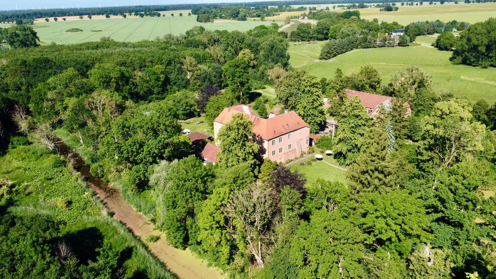 Photos Moated castle in Mecklenburg-Western Pomerania, close to the Baltic sea