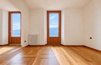 Historic property for sale 28823 Ghiffa, Piedmont, Bedroom