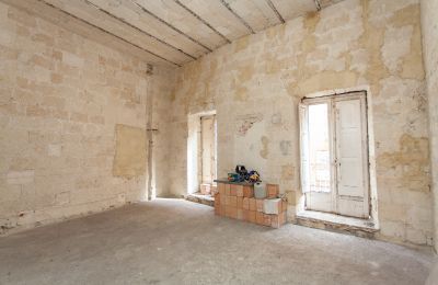 Town mansion for sale Taranto, Via Duomo 190, Apulia, Image 3/36