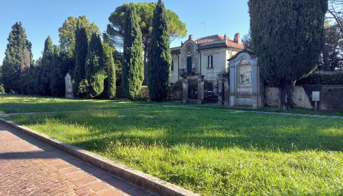  Costa Masnaga 1