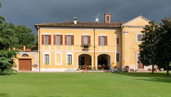 Monastery for sale Borghetto Lodigiano, Lombardy