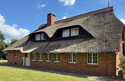 Country property for sale 26919 Brake (Unterweser), Lower Saxony, Side view