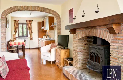 Manor house for sale Caprese Michelangelo, Tuscany, Image 18/39