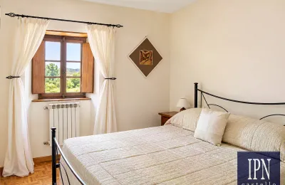 Manor house for sale Caprese Michelangelo, Tuscany, Image 25/39