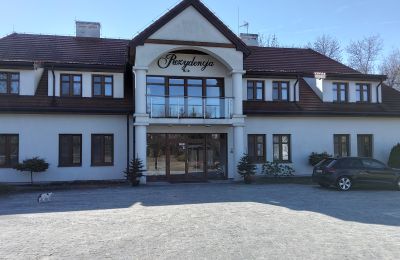 Manor house for sale Łódź Region, Outbuilding