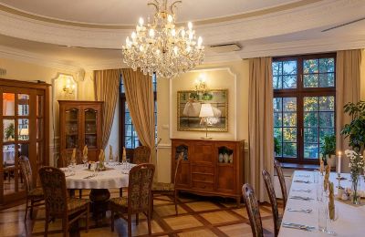 Manor house for sale Łódź Region, Restaurant