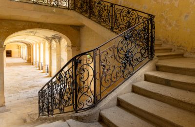 Monastery for sale Occitania, Image 6/30