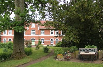 Manor House for sale 18246 Klein Belitz, Hauptstraße 15a, Mecklenburg-West Pomerania, Image 3/7