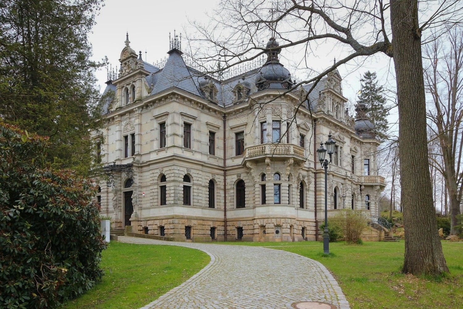 Photos Prestigious period villa near the German Border