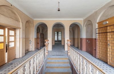 Castle for sale 77-304 Gockowo, Pałac Gockowo, Pomerania, Entrance