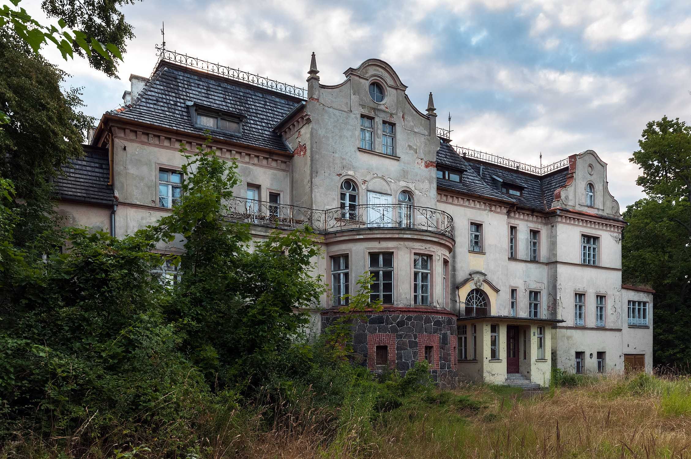 Photos Manor in Bronów, Lower Silesia